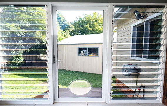 Sydney-Aluminium-hinged-doors